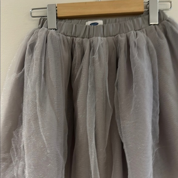 Old Navy Gray Bubble Mini Skirt - Picture 2 of 6